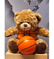 BASKETÇİ AYI PELUŞ OYUNCAK (KÜÇÜK BASKET TOPU HEDİYELİ)