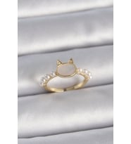 Pirinç Gold Renk Ayarlanabilir Beyaz Mineli Kedi Model İnci Detay Kadın Yüzük (Karışık)