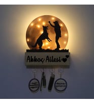 Lucenda Led Işıklı Pleksi Dolunay Kişiselleştirilebilir Biblo Ruth Köpekle Oynayan Adam Anahtar Askılığı (Sarı)