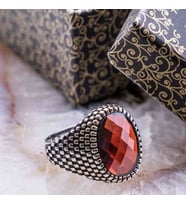 Harika Tasarım Kırmızı Zirkon  Oval Taşlı Gümüş Yüzük