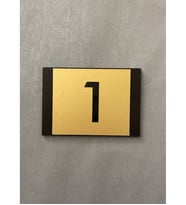 Minimal Gold Tasarım Apartman Numarası