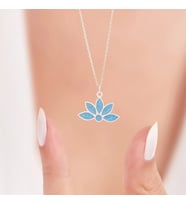 925 Ayar Gümüş Lotus Tasarımlı Kadın Kolye Anneye Hediye,Arkadaşa Hediye,Sevgiliye Hediye,Doğum Günü Hediyesi