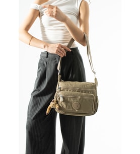 Çapraz Askılı Ultra Hafif Çok Cepli Bayan Omuz Çantası Taba (Model: 571-6A)