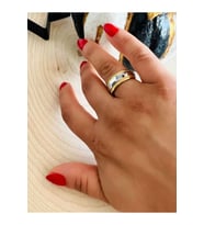 Gold-Gümüş Renk Şerit Detaylı Çelik Alyans 8 No ACR2919