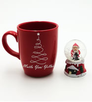 Yılbaşına Özel Mutlu Yeni Yılla Temalı Kırmızı Kupa & Noel Baba Kar Küresi Hediye Seti (Gümüş)