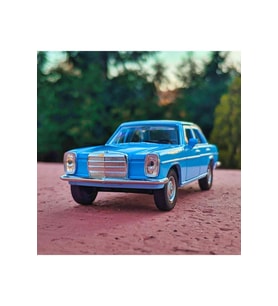 Mercedes e220 model 1/36 Ölçek 12cm çekbırak(ÖZEL PLAKALI) (Mavi)