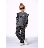 Kız Çocuk "Stay Chic" Fırfırlı Sweatshirt ve Zebra Desenli Pantolon Takım

 50041G