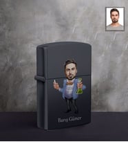 Kişiye Özel Öğretmen Karikatürlü UV Baskılı Siyah Benzinli Çakmak Bay-18
