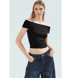 Viskoz Ribana Carmen Yaka Kısa Kollu Fitted Bluz Rahat Kullanım Özel Tasarım Premium Kalite (Siyah)