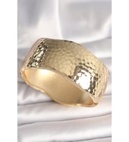 Pirinç Gold Renk İşleme Desenli Kadın Kelepçe