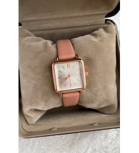 Vintage Esintilerle Minimal Tarz: Retro Kol Saati: Çelik Kadın Kol Saatleri Kurumsal Faturalı Özel Kutusunda Gönderilecektir Şık ve Sınırlı Sayıda Hediyelik Ürün Resmi Garantili İndirimli Kampanyalı Avantajlı Kuponlu ve Ucuz Hediyelik Sürpriz Ürün