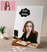 Karikatürlü Memur Kadın Masa Başı İş Yapan Kişiye Özel Puzzle