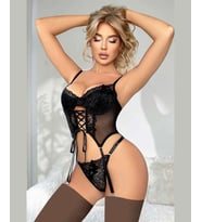 Intive Önü Bağlamalı Dekolteli Jartiyerli Mini Bodysuit Çorap Tanga Takım (Siyah)