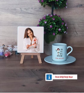 En İyi Diş Hekimi Fotoğraflı Dekoratif Taş, Ahşap Altlıklı Türk Kahvesi Fincanı Hediye (Model 2)