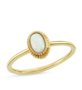 Altın Oval Opal Yüzük