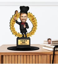 Kişiye Özel Karikatürlü Yılın Aşçısı Ahşap Oscar - Masaüstü Biblo