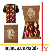 Galatasaray Lisanslı Puma A Takım Siyah - Kırmızı Antreman T-Shirt Aslan Ahşap Kutulu 77969312