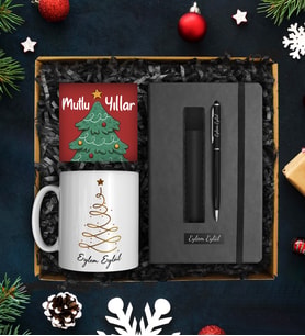Yılbaşına Özel Tasarımlı Kupa & Kişiye Özel Defter & Deri Kılıflı Touch Pen Kalem & Yılbaşı Kartı Seti