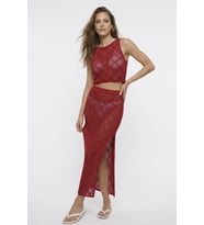 Dantel Görünümlü Ajurlu Beachwear Crop Top ve Yırtmaçlı Uzun Etek Triko Takım
