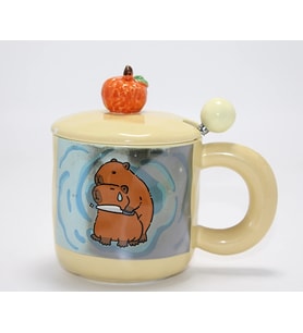 Capybara Desenli Kapaklı Kaşıklı Porselen Kupa Bardak