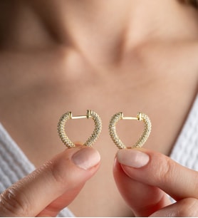 925 Ayar Gümüş Gold Zirkon Taşlı Kalp Küpe