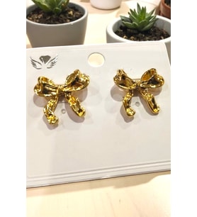 Gold Renk Fiyonk Küpe – Zarafetin ve Şıklığın Buluşma Noktası