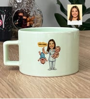 Kişiye Özel Karikatürlü Ebe Lüks Pastel Fincan Tıp Bayramı Hediyesi