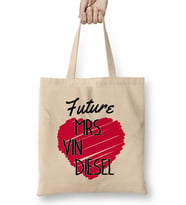 Future Mrs Vin Diesel Love Heart Bez Çanta Uzun Saplı