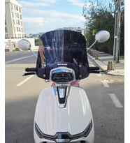MOTOCAM Yuki Mojito 125 Ön Cam 2022-2026 Model 39cm Siyah Renkli 4mm APARATSIZ