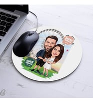 Kişiye Özel Karikatürlü Luna Parktaki Çiftler Mousepad