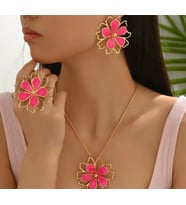 Kadın Pembe Çiçek Figürlü Takı Seti – Gold Renk Kolye, Küpe ve Yüzük 3’lü Kombin