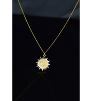925 Ayar Gümüş Gold Rodyum Kaplama Arı Maya Kristal Kesim Güneş Plaka Kolye