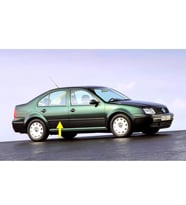 VW Bora 1999-2005 Sağ Arka Kapı Çıtası Siyah Plastik 1J4853754J