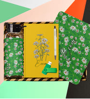 eJOYA Kişiye Özel Defter & Kalem & Matara & Mousepad & Usb Bellek Hediye Kutusu 112950