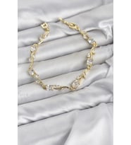 Pirinç Gold Renk Zirkon Taşlı Çiçek Model Kadın Bileklik