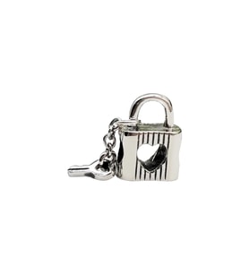 Kalpli Anahtar ve Kilit Charm  925 Ayar Gümüş