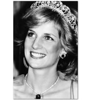 Ahşap Tablo Princess Diana Tacı Ve Kolyesi (50x70 Cm Boyut)