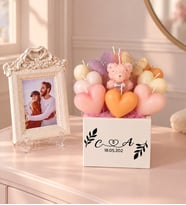 Premium Kişiye Özel Fotoğraf Çerçeveli Doğumgünü Yıldönümü Özel Günler İçin İsimli ve Tarihli Dekoratif Kare Beton Saksıda Mum Buketi