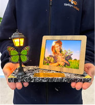 Kişiye Özel Büyük Boy Yazılı & Fotoğraflı Led Lambalı Ahşap Fotoğraf Çerçeveli Hediye (Model 2)
