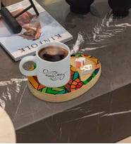 BK Gift Kişiye Özel Modern Art Tasarımlı Doğal Ahşap Tabaklı Türk Kahvesi Fincanı Sunum Seti Model 15