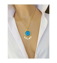 Çelik 9 Gözlü Süryani Nazar Kolyesi – 40+5 cm Ayarlanabilir Zincirli, Koruyucu Firuze Taşlı (Sarı Altın)