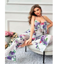ÖzelTasarım Büyük Beden Çiçek Desenli Fırfırlı 2'li Pijama Takımı (Çok Renkli)