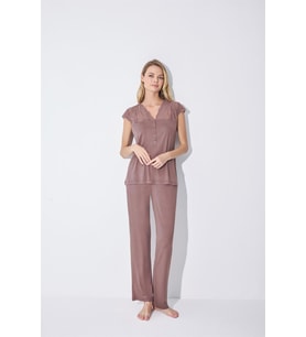Monamise Kadın Yakası Kolu ve Omzu Dantelli Önü Düğmeli Pijama Takımı 18509 
