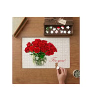 Vazoda Kırmızı Güller Tasarımı 240 parça Ahşap Puzzle Ahşap Kutuda MP00520