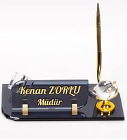 Vals Kristal İsimlik Dünyalı Ofis Hediyesi Masa İsimliği
