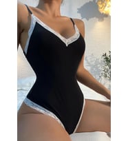 Kadın Beyaz Dantel Işlemeli Siyah Tulum Gecelik H110537