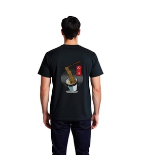 Ramen Severlerin Kulübü Baskılı Erkek Tişört