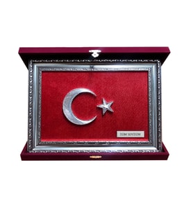 KADİFE KUTULU FİLOGRAFİ TÜRK BAYRAĞI TABLO (Kırmızı)