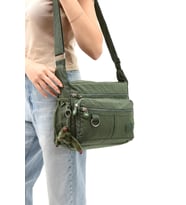 Çapraz Askılı Ultra Hafif Çok Cepli Bayan Omuz Çantası Yeşil (Model: 571-6D)
