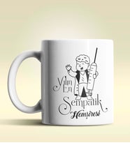 Kişiye Özel Yılın En Sempatik Hemşiresi (Bay) Temalı Beyaz Kupa